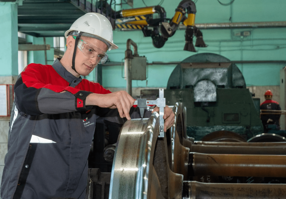 «ОМК Стальной путь» и РЖД будут вместе повышать уровень безопасности на железной дороге